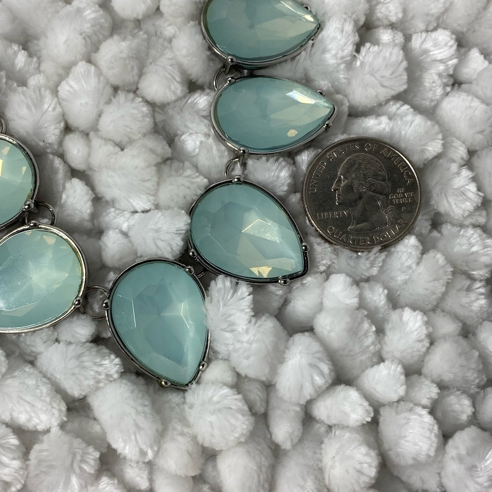 CHARMING CHARLIE ~ Silver-tone Aqua Teardrop Statement Necklace - Picture 11 of 13